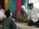 Bupati Suhatri Bur sedang berdialog dengan Buya H. Saali Syekh Balinduang Sibarueh.