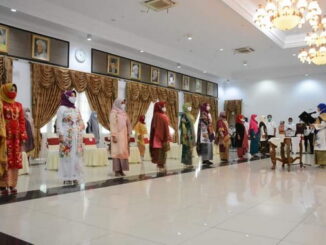Pelantikan ketua Dekranasda 11 kabupaten dan kota di Sumbar.
