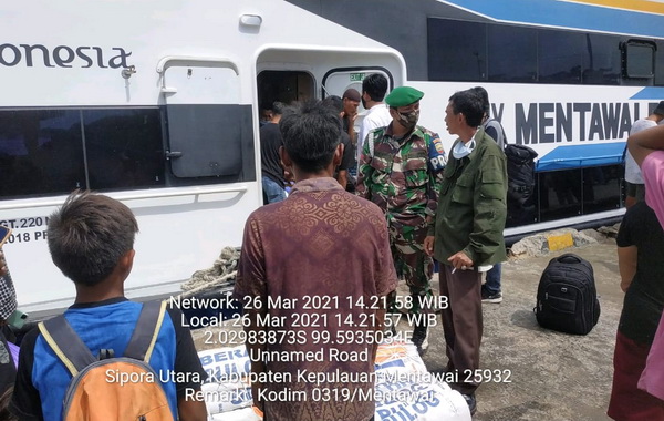Pemantauan kapal Mentawai Fast.
