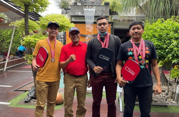 Tim Pickleball Sumbar yang mengukir prestasi.