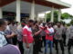 Unjuk rasa warga Naras I di Kejari Pariaman.