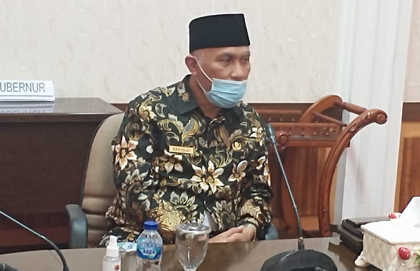 Gubernur Sumbar, Mahyeldi Ansharullah.