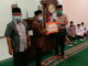 Ketua DPRD Sumbar Supardi Mmenyerahkan Bantuan Provinsi Sumatera Barat Untuk Mesjid Al Hikmah Kecamatan Nanggalo Padang