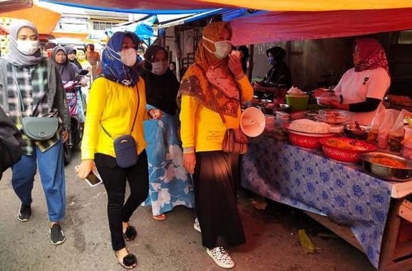 Pasar Pabukoan Lubuk Sikaping.