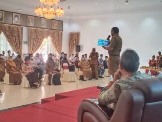 Audy Joinaldy saat memberi pemaparan.