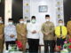 Bupati Suhatri Bur bersama dengan Rektor dan Wakil Rektor IAIN Batusangkar dan kepala OPD Pemkab Padang Pariaman.