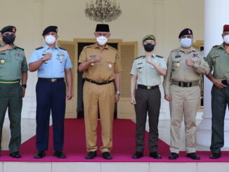 Gubernur Mahyeldi bersama Pasis empat negara.