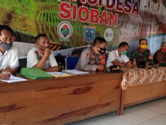 Pembagian BLT Desa Sioban kecamatan Sipora Selatan kabupaten kepulauan Mentawai.