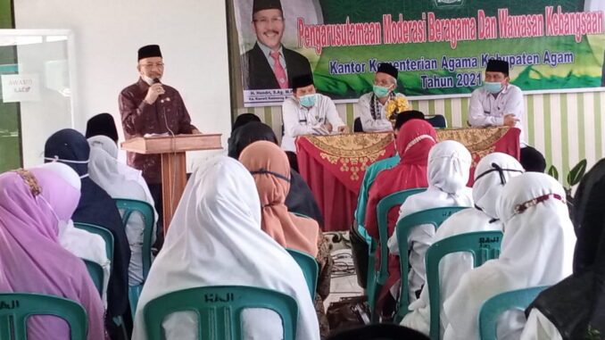 Peserta pengarusutamaan moderasi beragama dan wawasan kebangsaan di Bukittinggi.