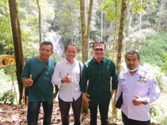 Wabup Limapuluh Kota RKN meninjau destinasi Aia Malanca di jorong Landai Nagari Harau.