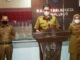 Walikota Sawahlunto didampingi oleh Sekdako dan Asisten I Bidang Pemerintahan saat Jumpa Pers.