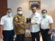 Bupati Pessel Drs. Rusma Yul Anwar bersama Menteri PUPR.