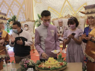 Uda Fe saat meluncurkan UF Enterprise - Decoration and Wedding Organizer.