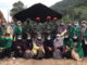 Anggota Satgas TMMD bersama mahasiswa Yang KKN Unand, UNP dan UIN Imam Bonjol.