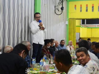 Bupati Eka Putra saat memberi sambutan.