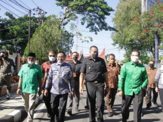 Bupati Eka Putra saat mendampingi kunjungan Wagub Audy Joinaldy ke Kab. Tanah Datar.