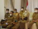 Bupati Eka Putra saat mengikuti webinar APKASI.