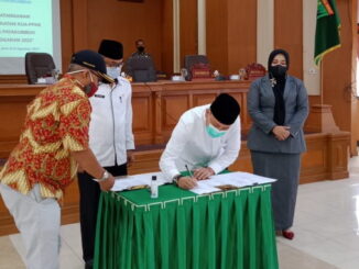 Penandatanganan kesepakatan KUA PPS APBD Payakumbuh 2022.