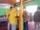 Penyerahan bendera Golkar.