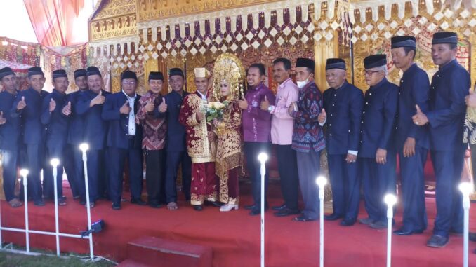 Pernikahan Anak Kemenakan, Dt, Majo Kando