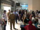 Kadishub dan Kadinkes memantau langsung kegiatan vaksinasi covid-19 di kantor Dishub. Payakumbuh.