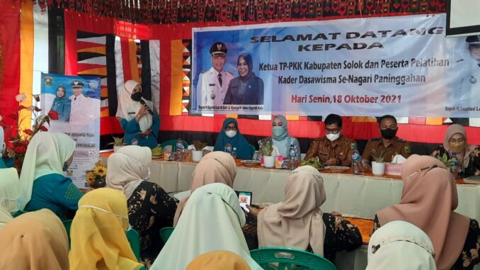 Pelatihan Kader Dasawisma se-Nagari Paninggahan.
