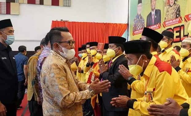 Bupati Eka Putra saat bersilaturrahmi.