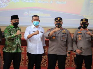 Bupati Rusma Yul Anwar bersama Waka Polda Sumbar.