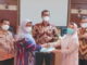 Sekdakab Rudy Repenaldi Rilis menyaksikan serah terima jabatan Direktur RSUD Padang Pariaman.