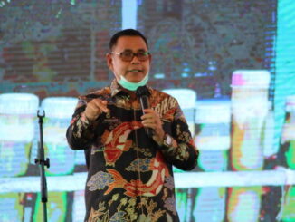 Bupati Epyardi Asda saat memberi sambutan.