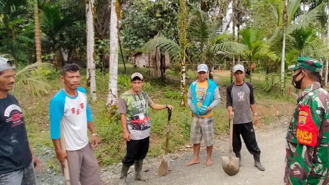 Komsos dan monitoring pekerjaan infrastruktur jalan yang dikerjakan oleh PT. Ariyona,