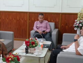 Wabup Richi Aprian saat konsultasi di Dinkes Sumbar.