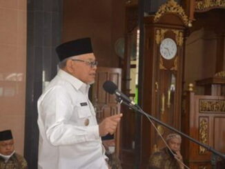 Wawako Zohrin Sayuti saat memberi sambutan.