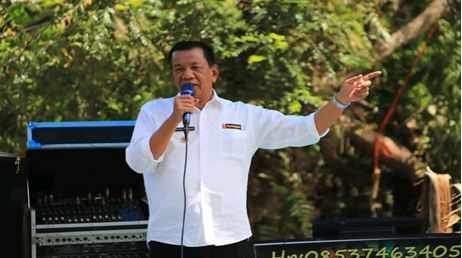 Bupati Rusma Yul Anwar.