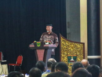 Gubernur Mahyeldi saat memberi sambutan.