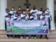 Gubernur bersama atlet yang akan mengikuti kejurnas.