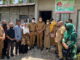 Wagub Audy Joinaldy saat mengunjungi Bank Sampah Alai Indah.