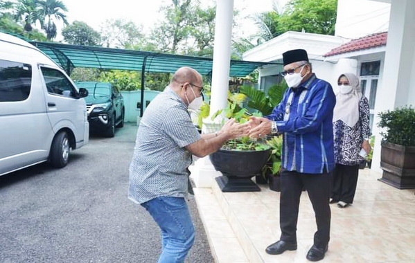 Wakil Wali Kota Sawahlunto menyambut kedatangan Iswandi Said Ketua PMO BUMN Pariwisata Sumbar.