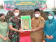 Bupati Padang Pariaman Suhatri Bur dan istri berfoto bersama Dandim 0308 Pariaman dan istri.