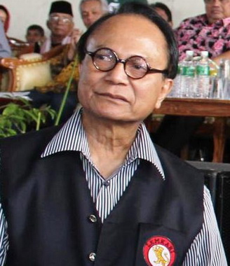 Almarhum Anton Lesiangi.