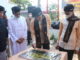 Disaksikan Bupati Syafaruddin Dt.Bandao Rajo ustadz Kondang UAS ikut menandatangani prasasti peresmian rumah tahfiz Al-Fattah Guguak.