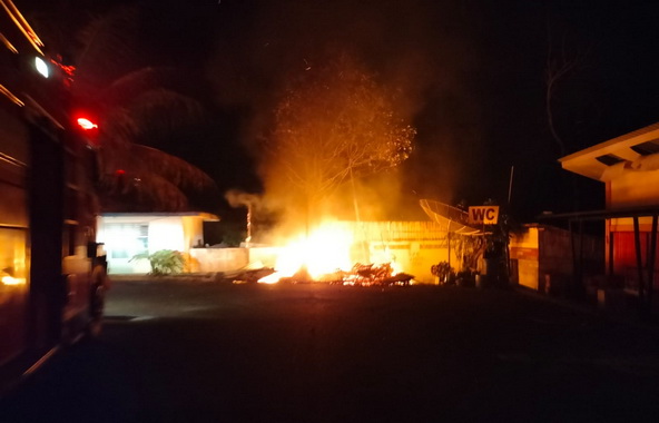 Kebakaran di Ngalau atas Kelurahan Pakan Sinayan, Kecamatan Payakumbuh Barat.