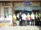 Bupati Suhatri Bur Dt Putiah memberi sambutan pada pelepasan tim misi kemanusiaan ke Pasaman di halaman RSUD Padang Pariaman di Nagari Parik Malintang.