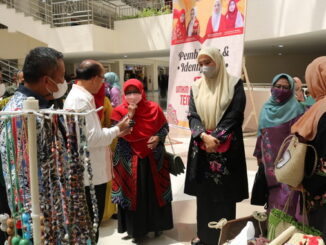 Pembinaan dan identifikasi prodak UMKM Kota Bukittinggi yang diusung Dekranasda mengikuti Temu Bisnis tahun 2022.