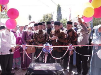 Wawako Ramadhani saat meresmikan Masjid Muntaha.