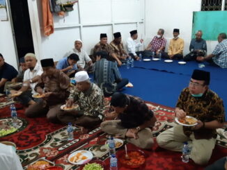 Buka bersama IKWAL Kota Padang.