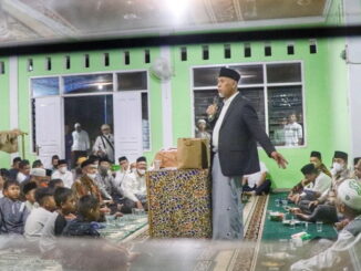 Gubernur Mahyeldi saat mengunjungi Masjid An Nur, Sawahlunto.