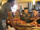 Gubernur Mahyeldi saat meninjau Pasar Bawah Kota Bukittinggi.