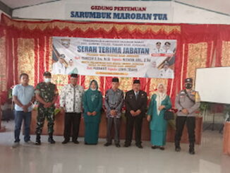 Foto bersama usai pelantikan.