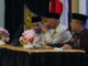 Gubernur Mahyeldi saat memimpin rapat.